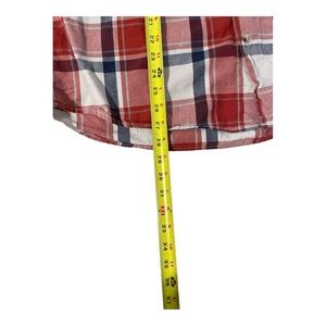 Wrangler Jean Co plaid button up